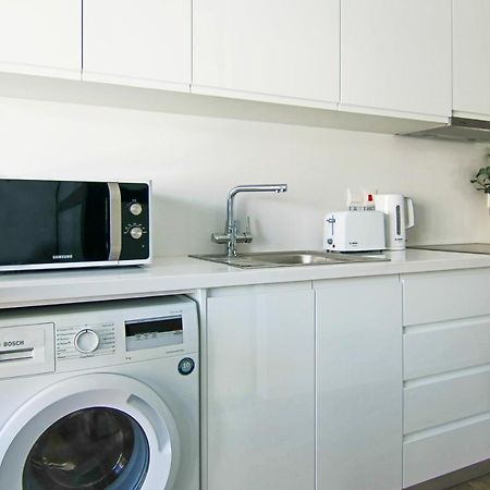 Phaedrus Living Seaside Luxury Flat Athina 113 Apartment Paphos Bagian luar foto
