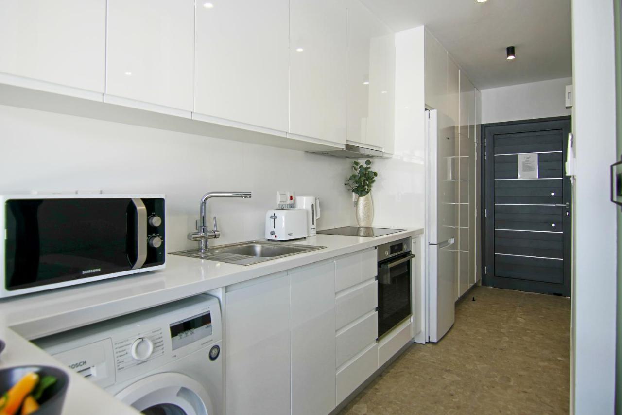 Phaedrus Living Seaside Luxury Flat Athina 113 Apartment Paphos Bagian luar foto
